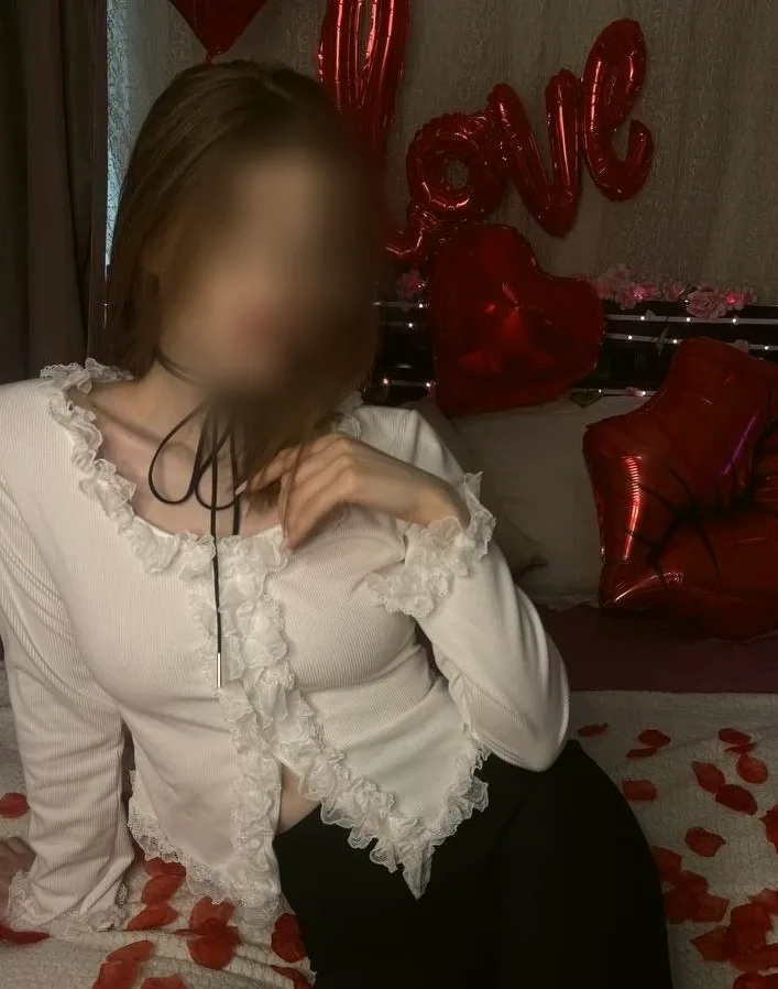 Maja, 21